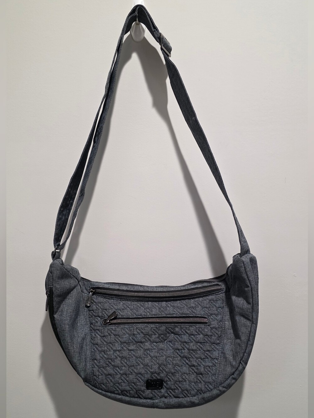 Lug Boomerang Sling Crossbody Bag